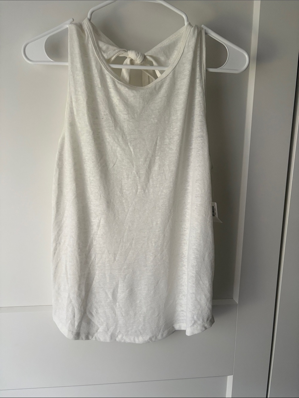 NWT Tie-Back Tank Top Cream/White - Old Navy - size extra small